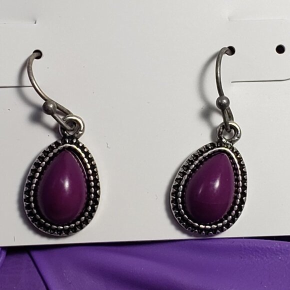Women's Silver tone Dainty Design Purple Stone Small Fishhook Teardrop Earrings - Picture 1 of 6